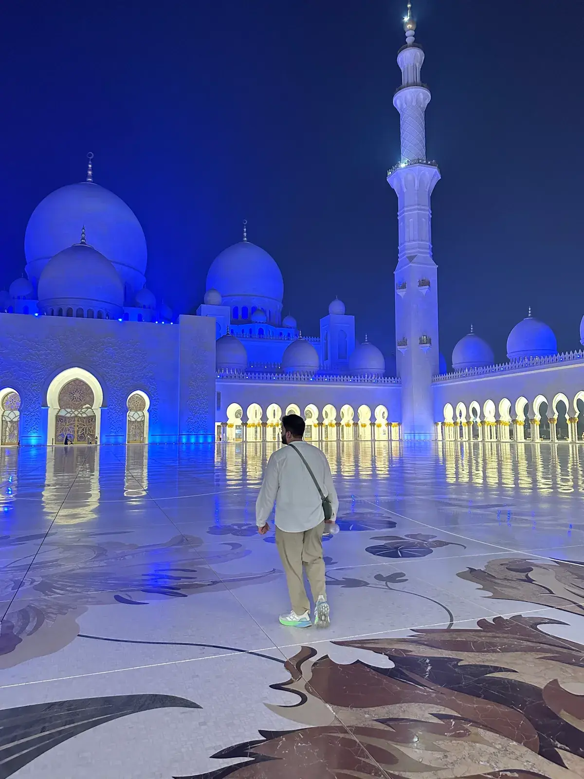 Abu Dhabi, photo 1