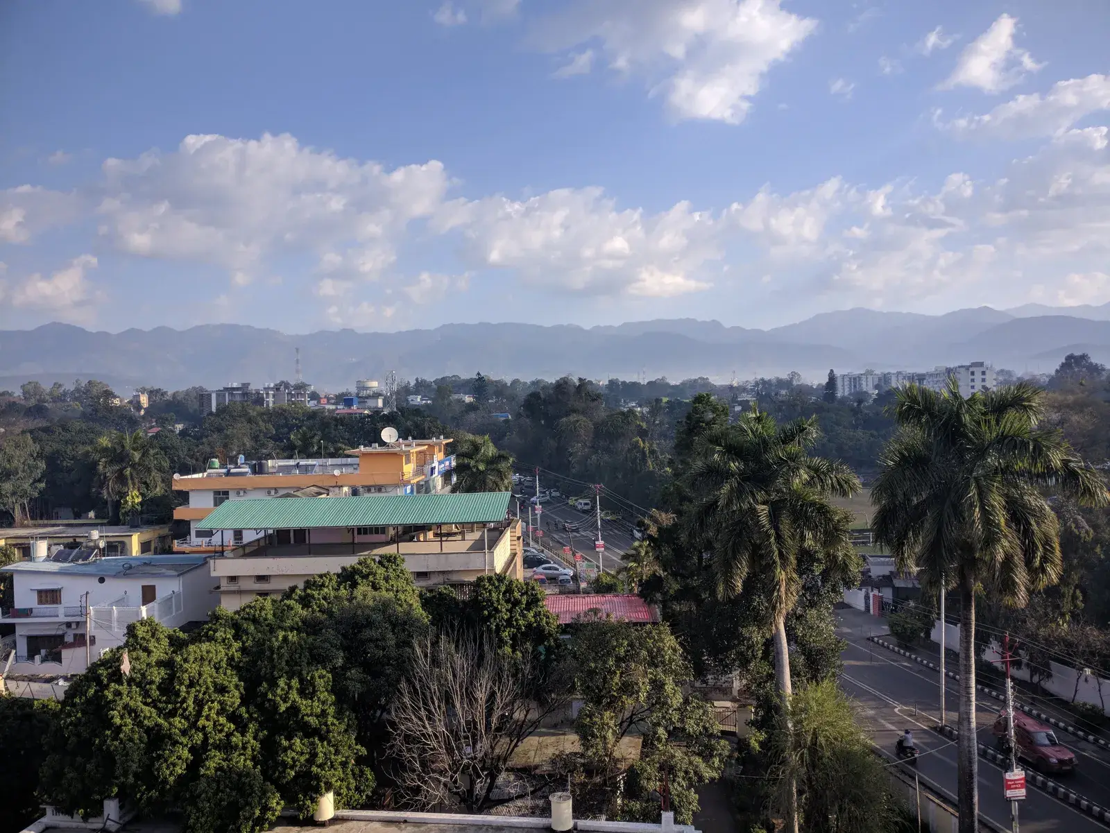 Dehradun, photo 1